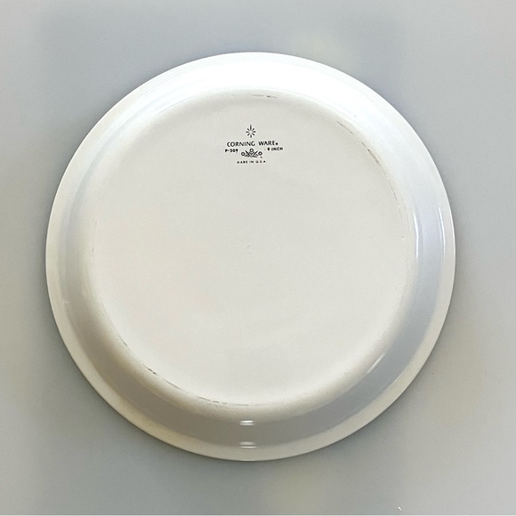 2 Corningware Vintage Pie Plates P-309 - Picture 6 of 7